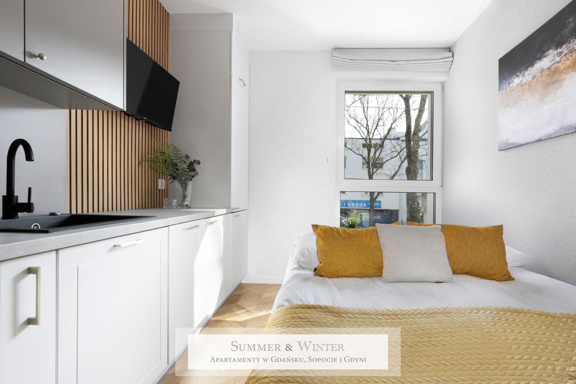 4 Stars, New Luxury Butterfly & Bike Apartments, Gdynia Orlowo, 15 Wyposazonych Mieszkan, Z Sypialnia, Winda I Platnym Parkingiem, Wysoki Standard Summerwinter, Blisko Molo Orlowo, Drog Rowerowych, Stadniny I Golf Park ภายนอก รูปภาพ