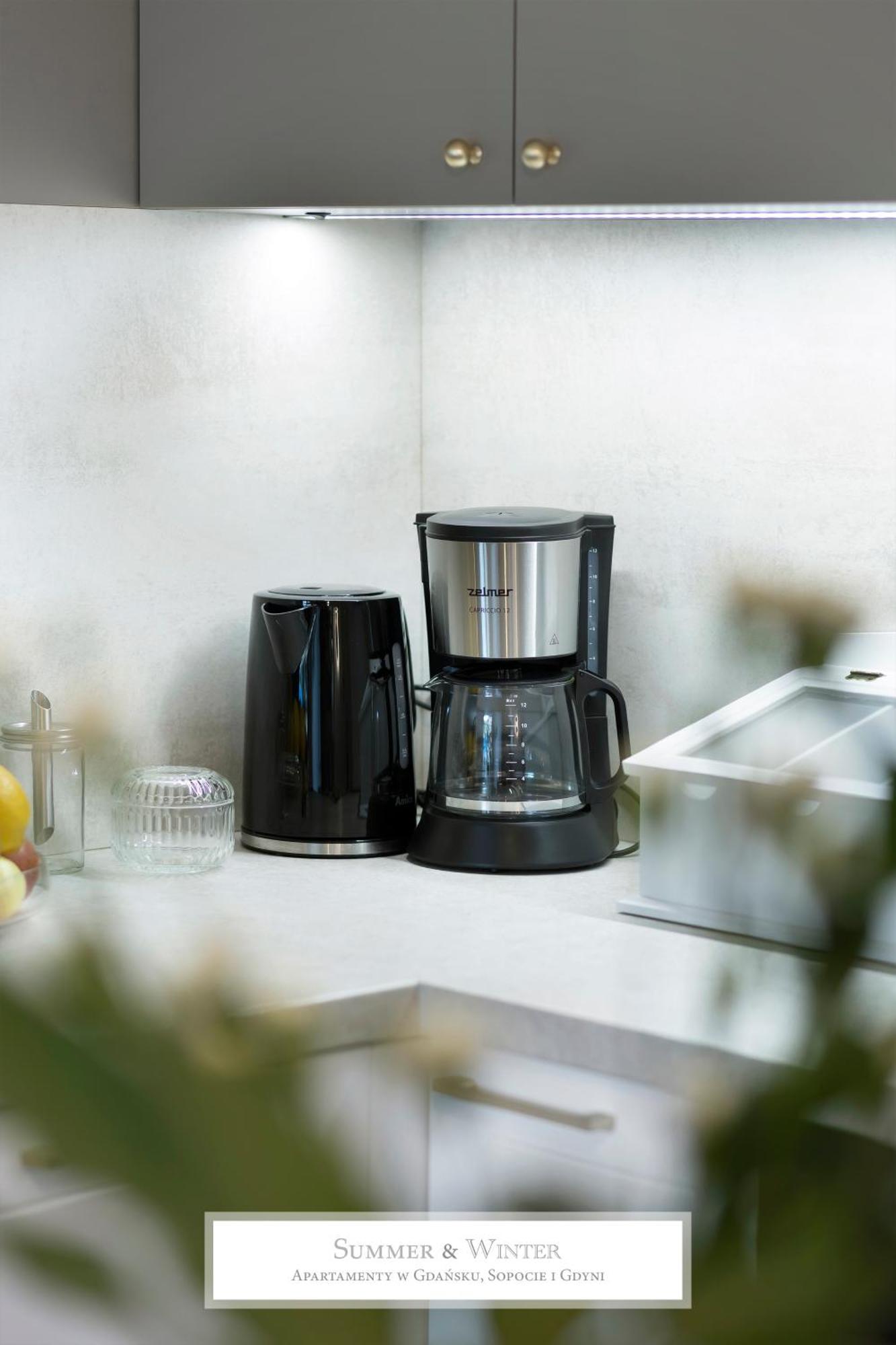 4 Stars, New Luxury Butterfly & Bike Apartments, Gdynia Orlowo, 15 Wyposazonych Mieszkan, Z Sypialnia, Winda I Platnym Parkingiem, Wysoki Standard Summerwinter, Blisko Molo Orlowo, Drog Rowerowych, Stadniny I Golf Park ภายนอก รูปภาพ