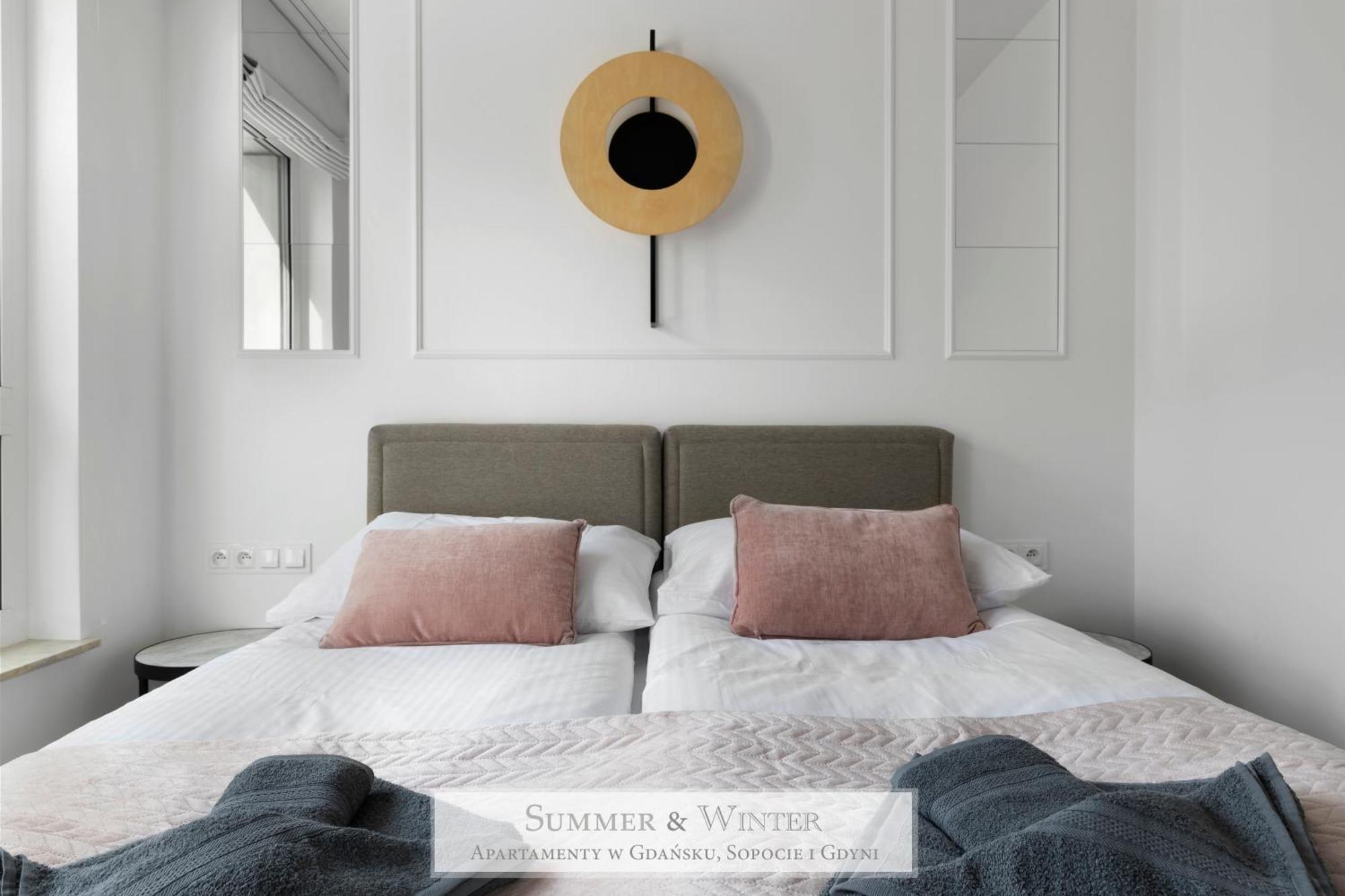 4 Stars, New Luxury Butterfly & Bike Apartments, Gdynia Orlowo, 15 Wyposazonych Mieszkan, Z Sypialnia, Winda I Platnym Parkingiem, Wysoki Standard Summerwinter, Blisko Molo Orlowo, Drog Rowerowych, Stadniny I Golf Park ภายนอก รูปภาพ